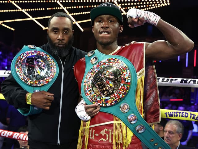 Bruce Carrington Outboxes Mateus Heita; Wins Wide Decision, WBC Interim Featherweight Title