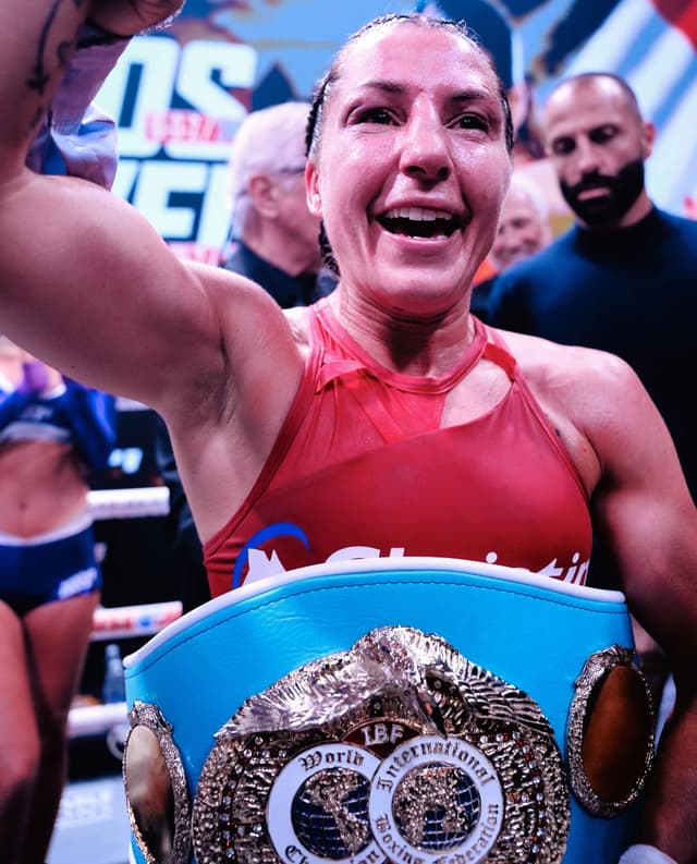 fighter Kim Clavel image