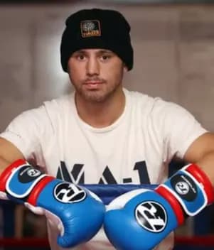 fighter Ryan Kelly image