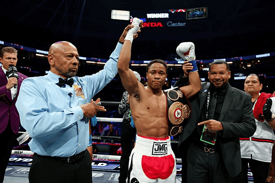 Floyd Schofield vs Joseph Diaz