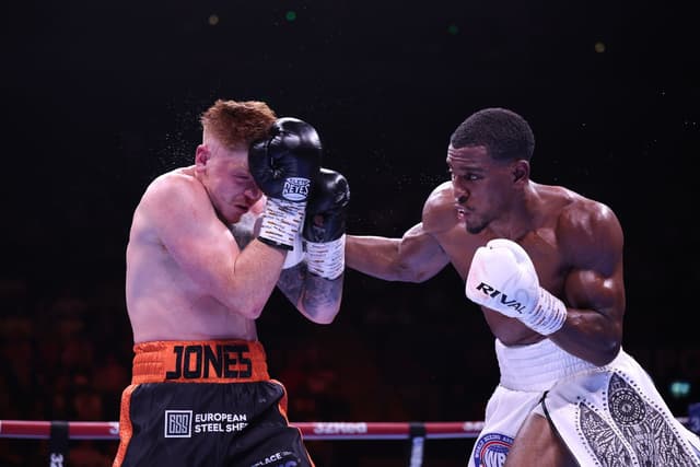 Ezra Taylor Powers Past Troy Jones In Gruelling Duel Of Unbeaten Light-Heavyweights