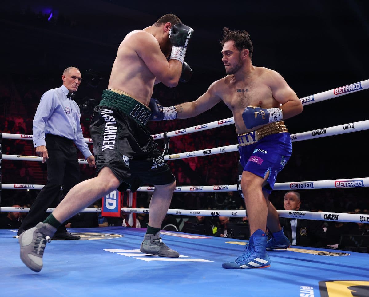 allen-makhmudov-fight (26).jpg