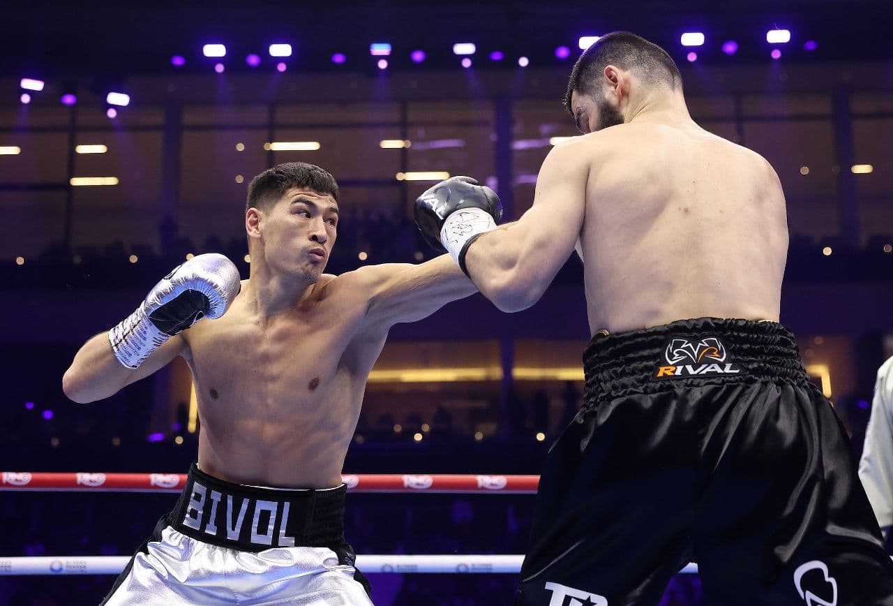 bivol-beterbiev-rematch (12).jpg