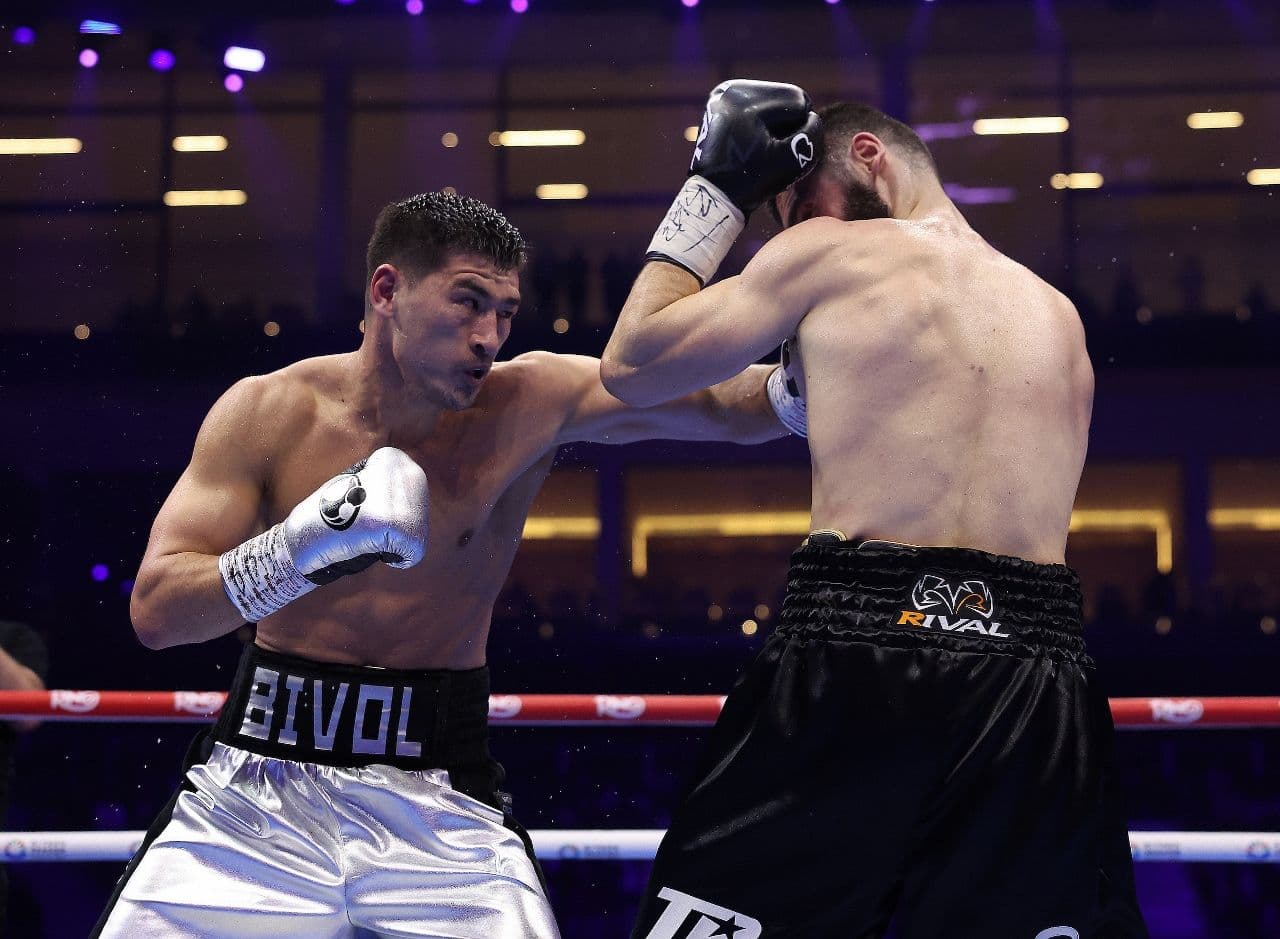 bivol-beterbiev-rematch (23).jpg