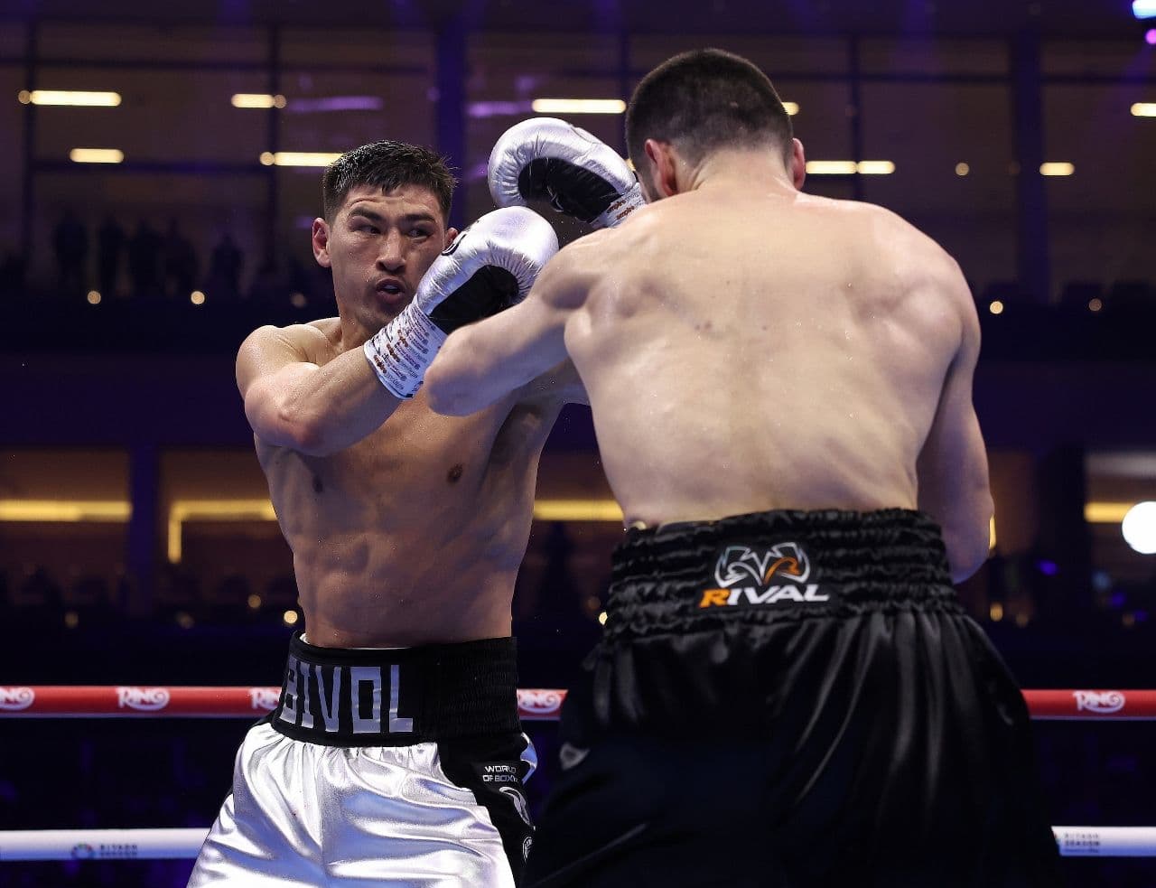bivol-beterbiev-rematch (25).jpg