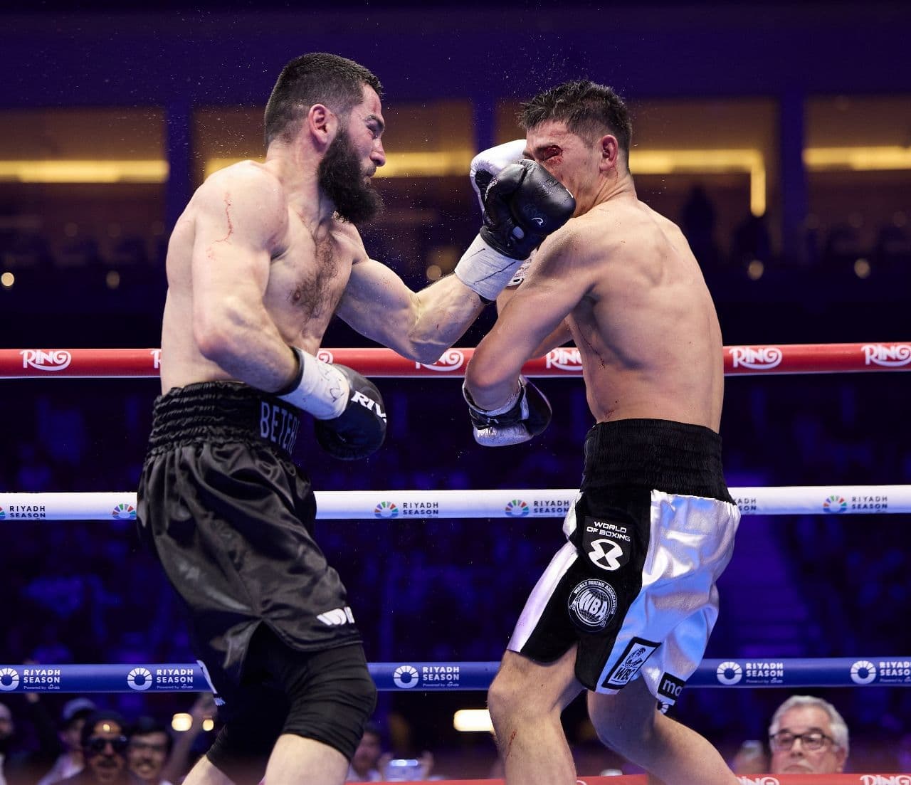 bivol-beterbiev-rematch (30).jpg