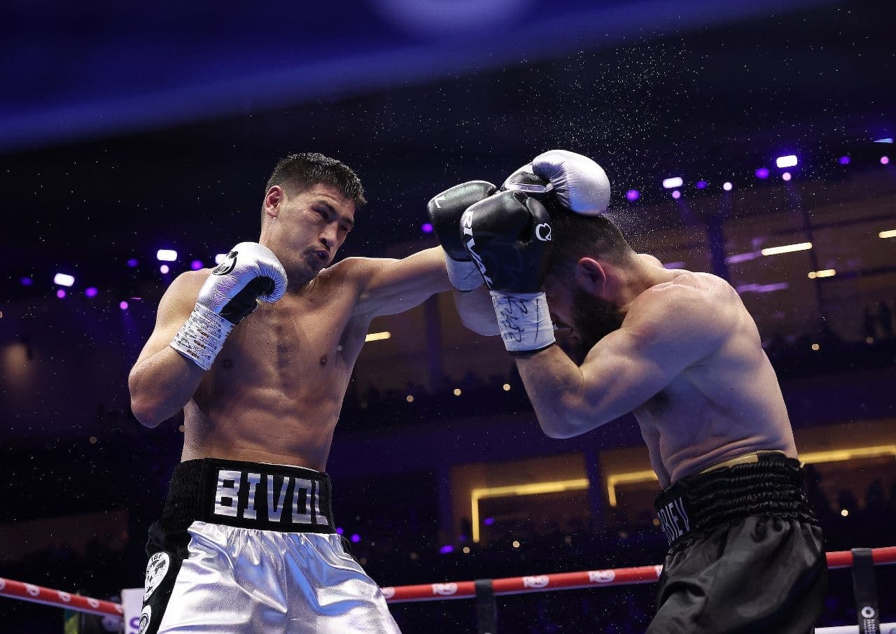 bivol-beterbiev-rematch (4).jpg