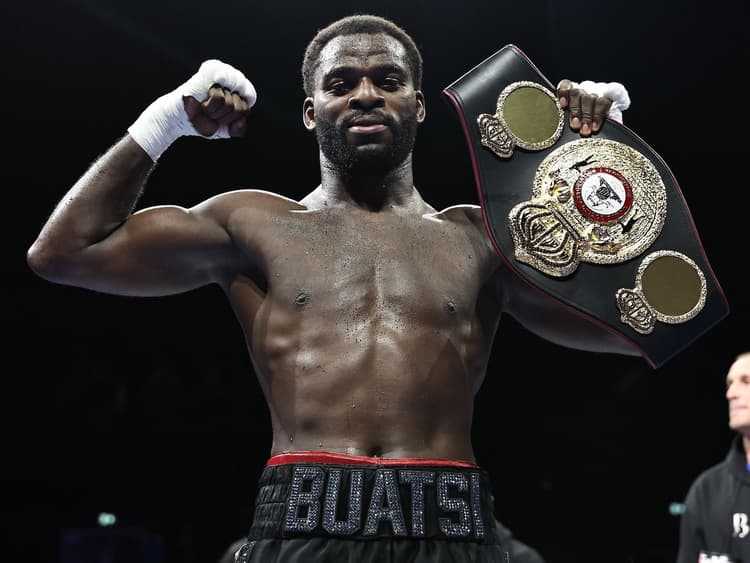 Joshua Buatsi escapes with controversial decision over Zach Parker
