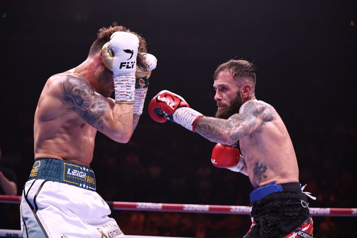 cacace-wood-fight (17).jpg