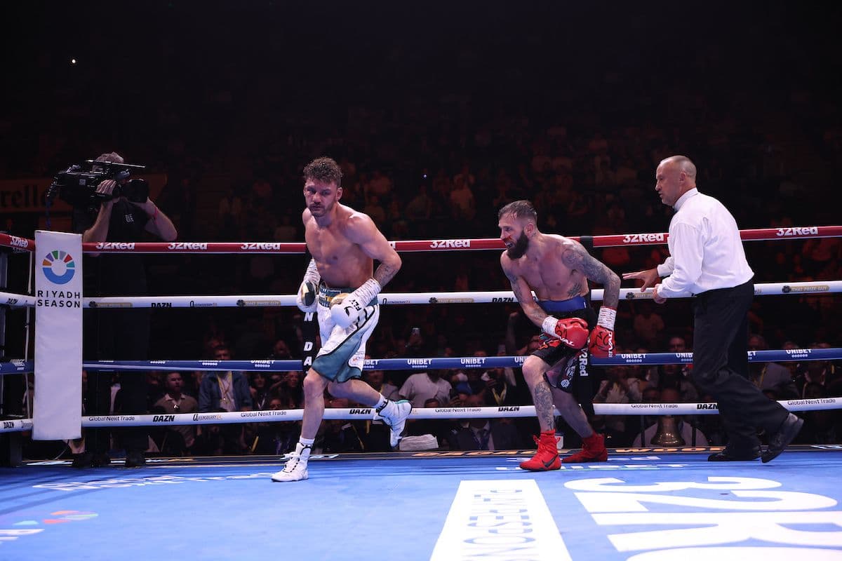 cacace-wood-fight (34).jpg