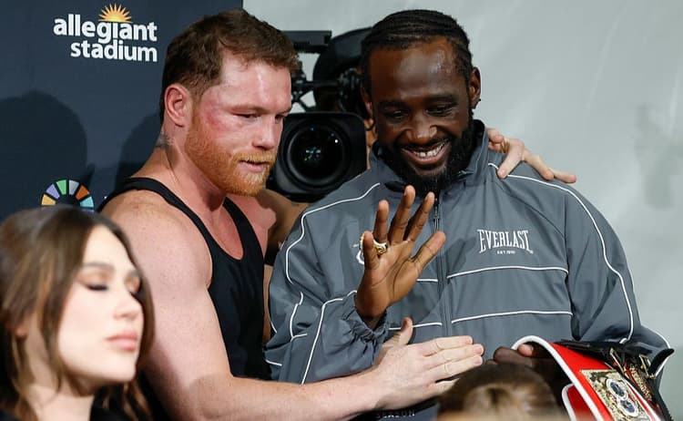 Canelo n’hésite pas à répondre à la question Crawford ou Mayweather