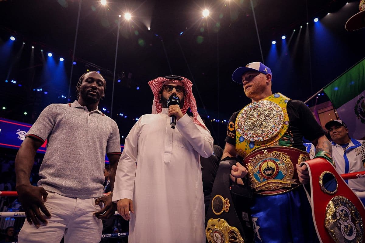 canelo-crawford (1).jpg
