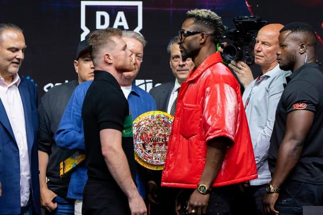 Photos: Canelo Alvarez, William Scull - Face To Face at Final Presser
