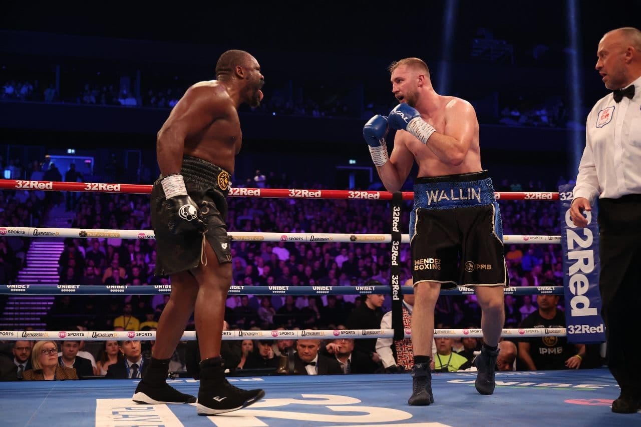 chisora-wallin-fight (22).jpg
