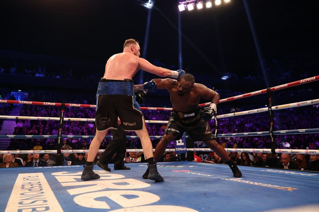 chisora-wallin-fight (44).jpg