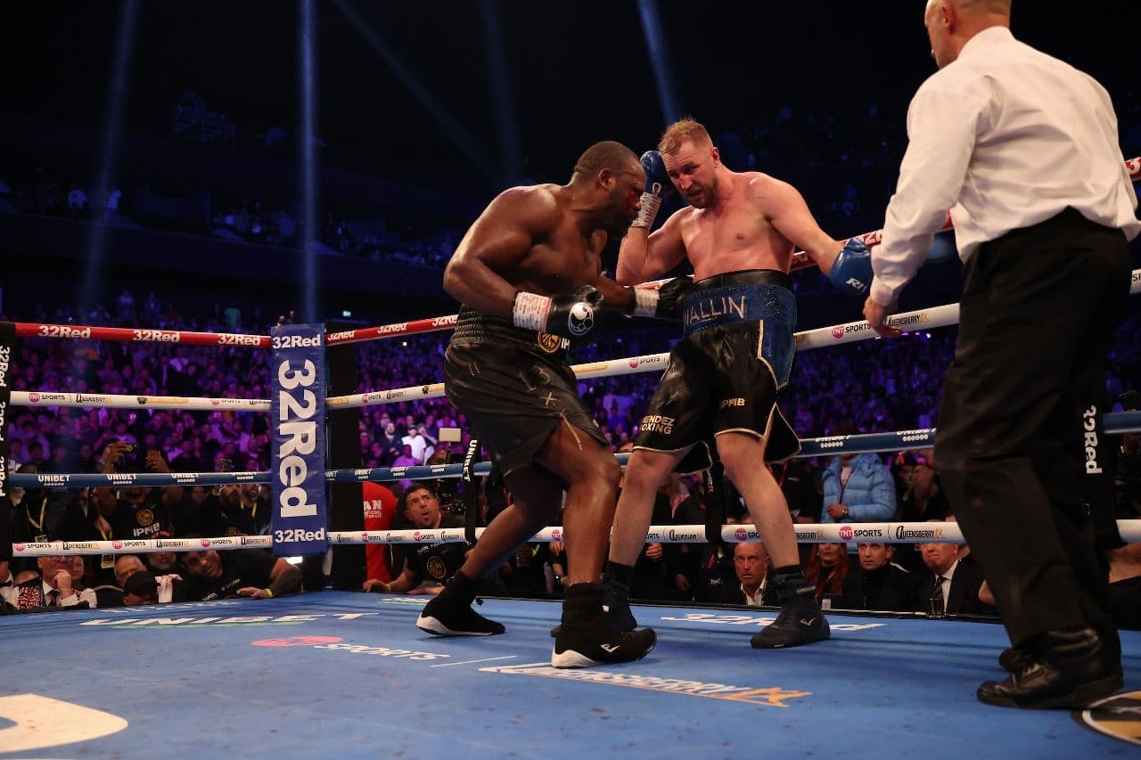 chisora-wallin-fight (56).jpg