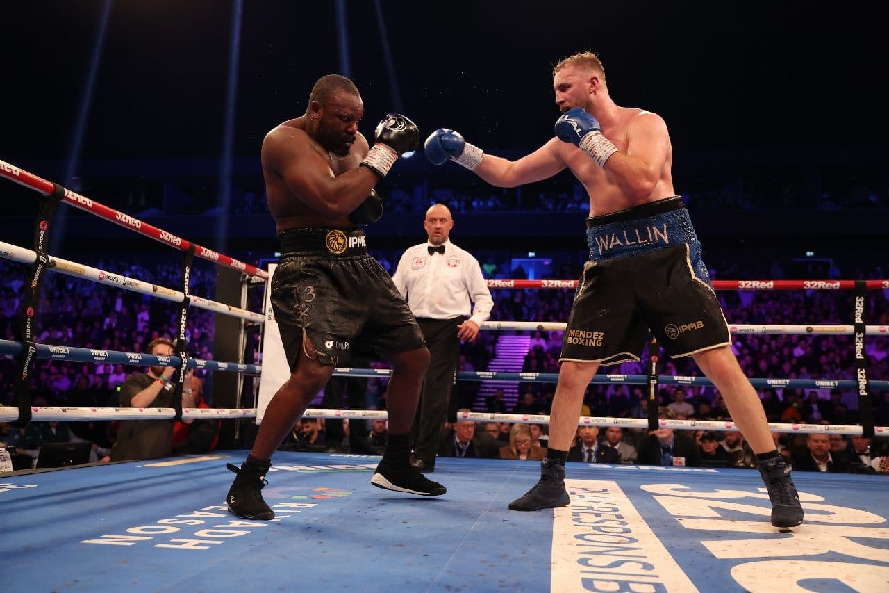 chisora-wallin-fight (59).jpg