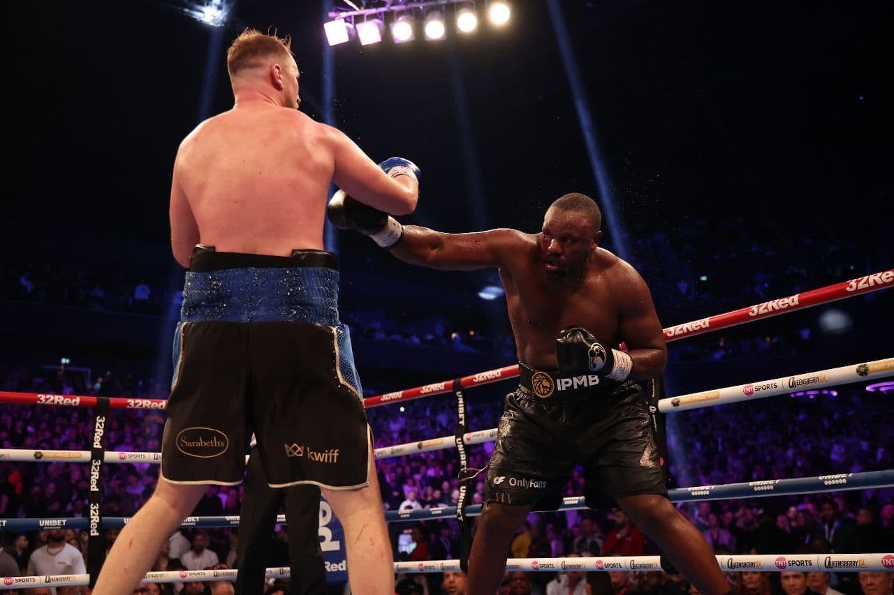 chisora-wallin-fight (62).jpg