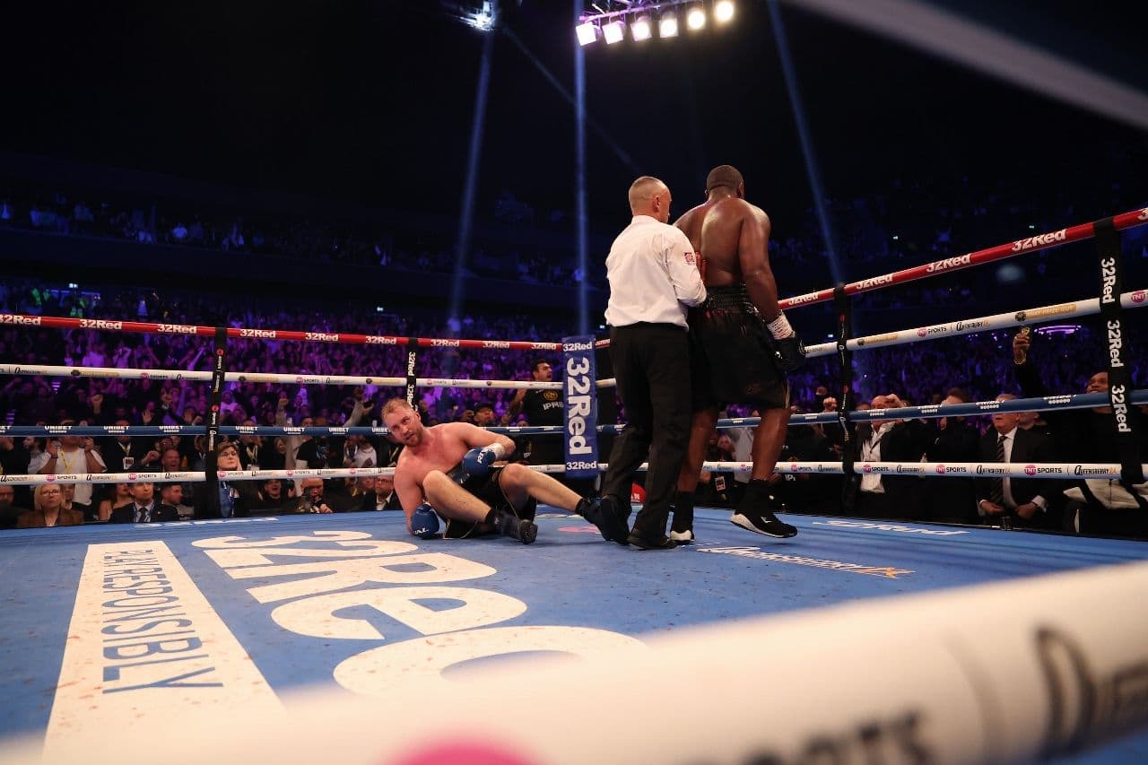 chisora-wallin-fight (69).jpg