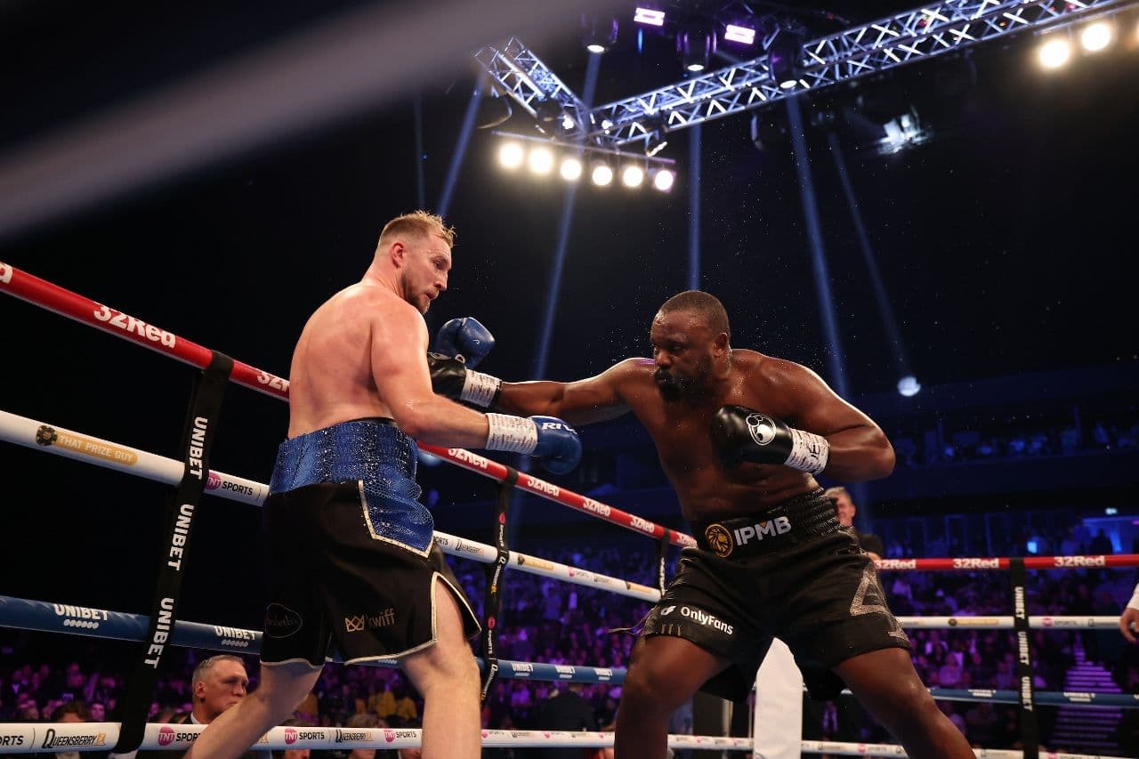 chisora-wallin-fight (9).jpg