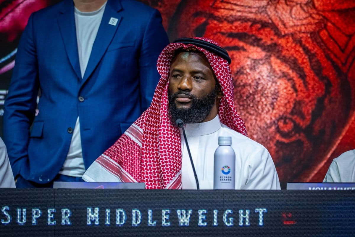 efe-ajagba.jpg
