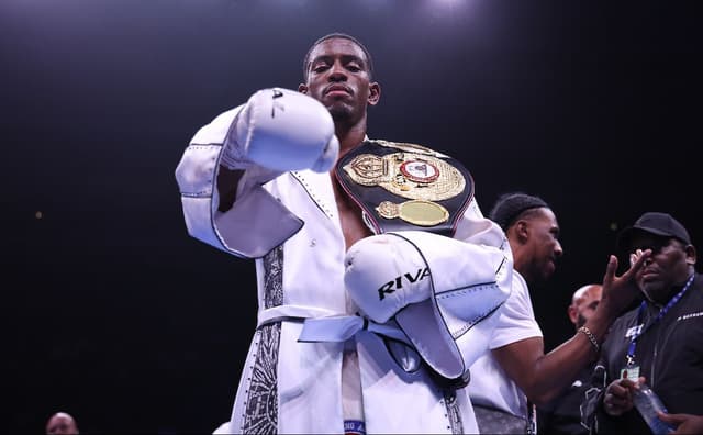 Ezra Taylor Powers Past Troy Jones In Gruelling Duel Of Unbeaten Light-Heavyweights