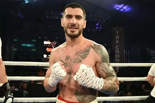 Gor Yeritsyan yearns to make a mark by winning Zuffa Boxing’s welterweight title 