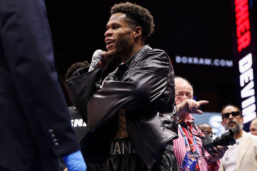 Erickson Lubin Assures Devin Haney Doubts About Chin, Getting Hit Will Go Away; Encourages Self-Belief