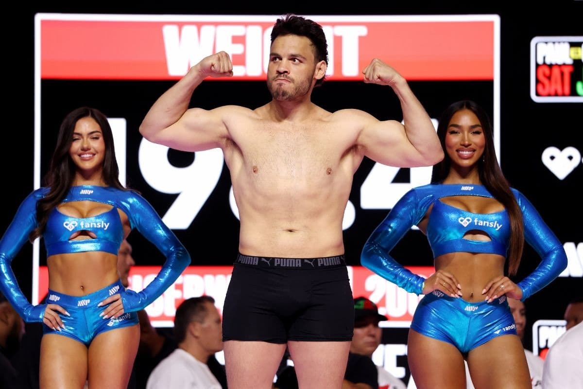 julio-cesar-chavez-jr (6).jpg