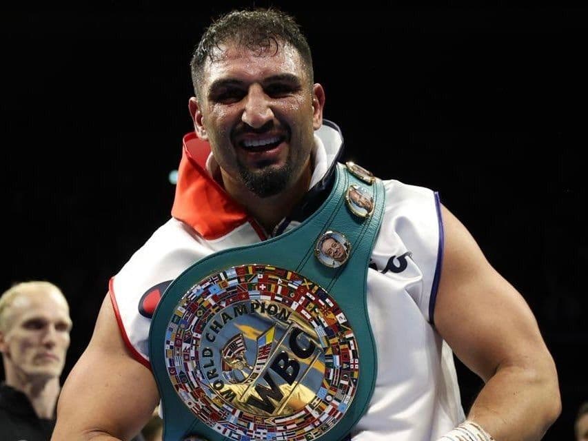 アギット・カバエル、クニバを3回TKO　ドイツ凱旋を勝利で飾る