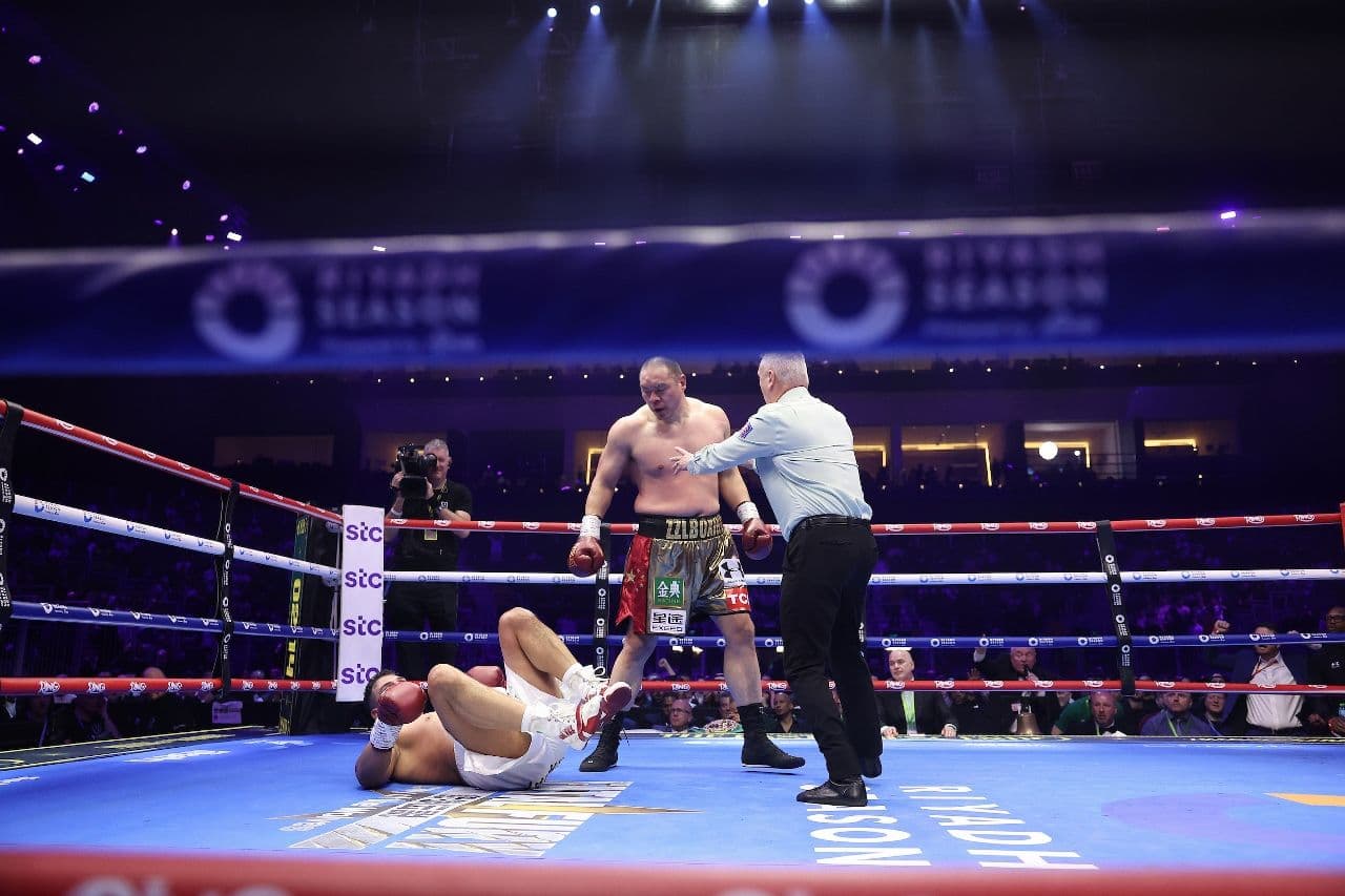 kabayel-zhang-fight (10).jpg