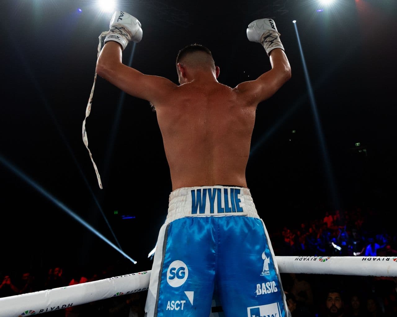 kambosos-wyllie-fight (19).jpg