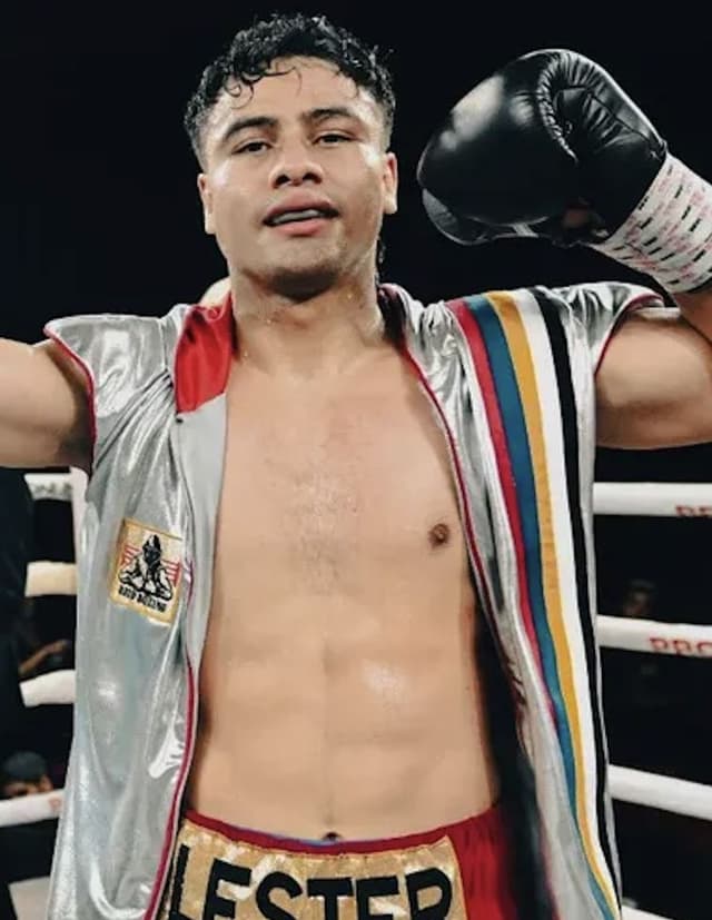 fighter Lester Martinez image