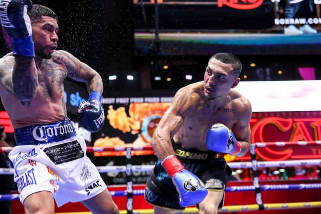 Teofimo Lopez Reiterates Desire To Move Up For Jaron Ennis: 'It's About Who's Smartest'