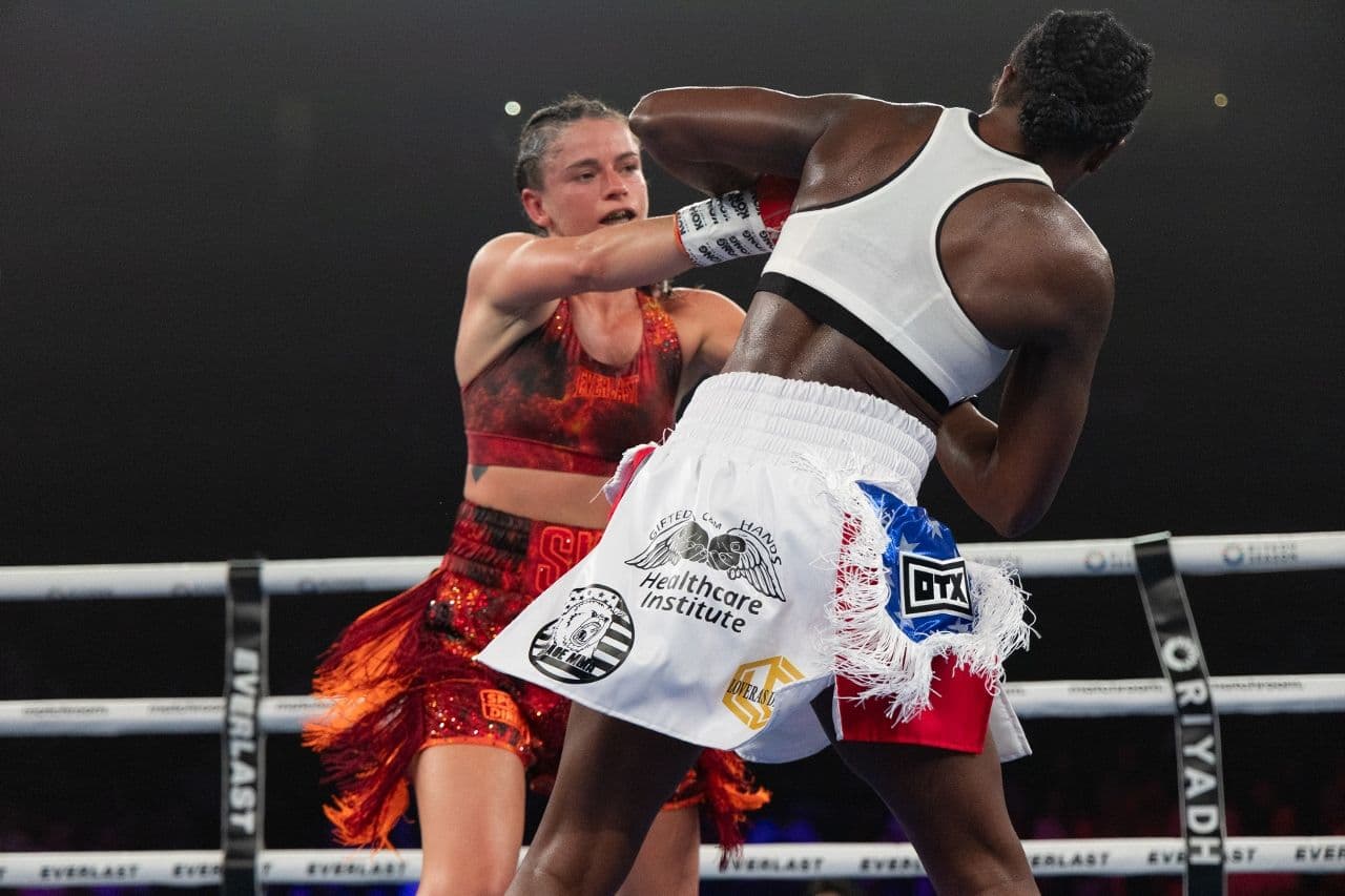 nicolson-brown-fight (8).jpg