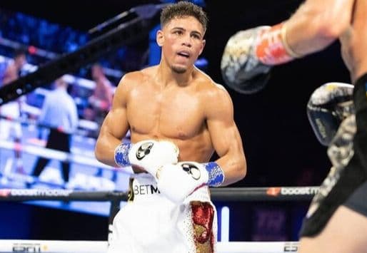 Jamaine Ortiz promet un réveil brutal à Keyshawn Davis chez les super-légers (140 livres).