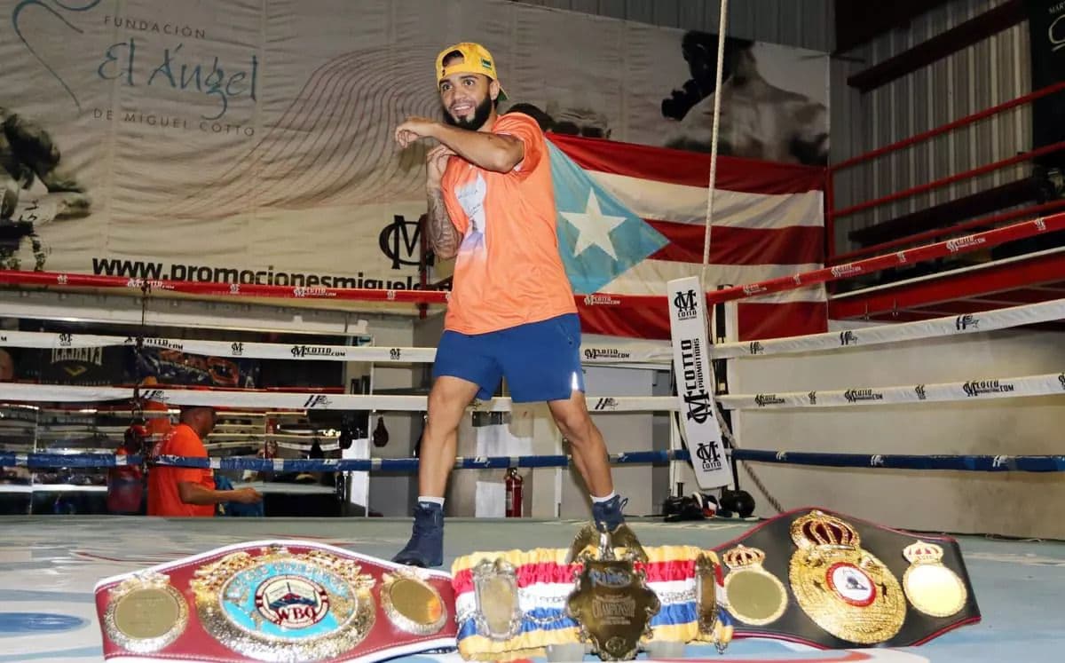Oscar Collazo vs Jayson Vayson