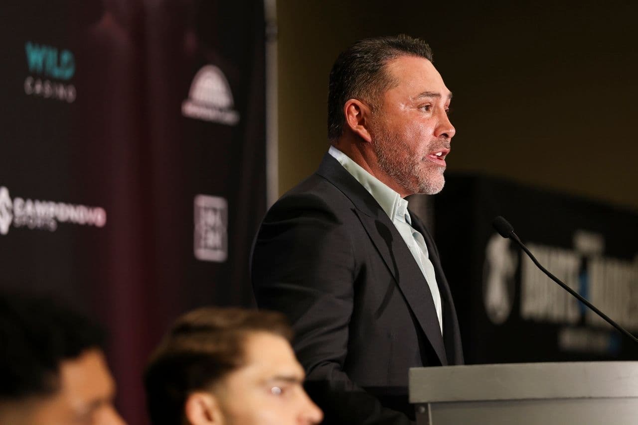 oscar-de-la-hoya (1).jpg