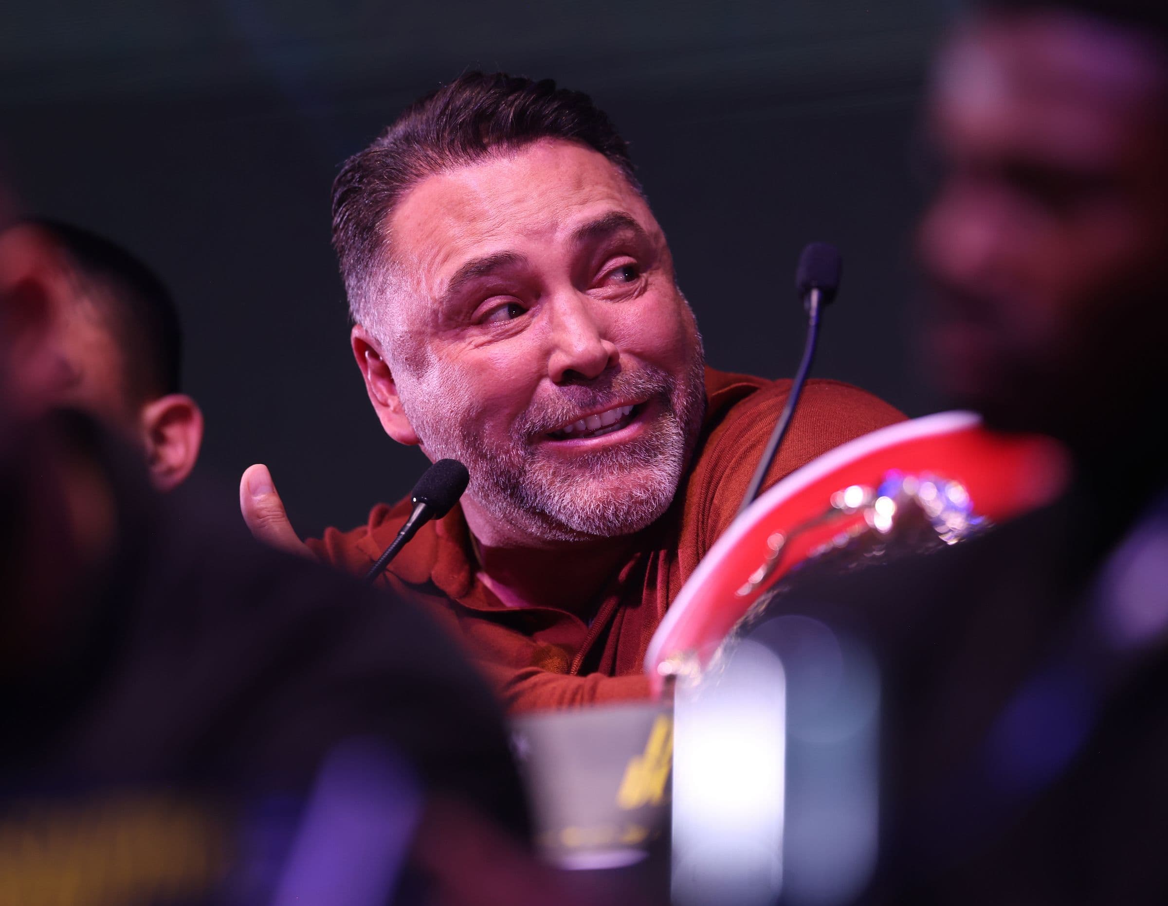 oscar-de-la-hoya (2).jpg
