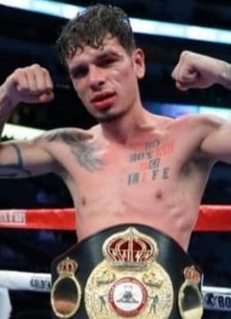 fighter Roger Gutierrez image