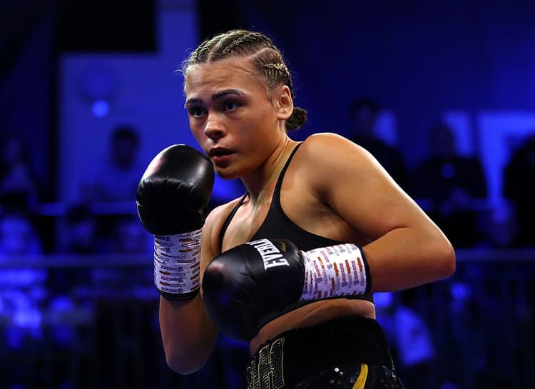 Tiah Ayton will be challenging for world titles in 2026, says Frank Smith