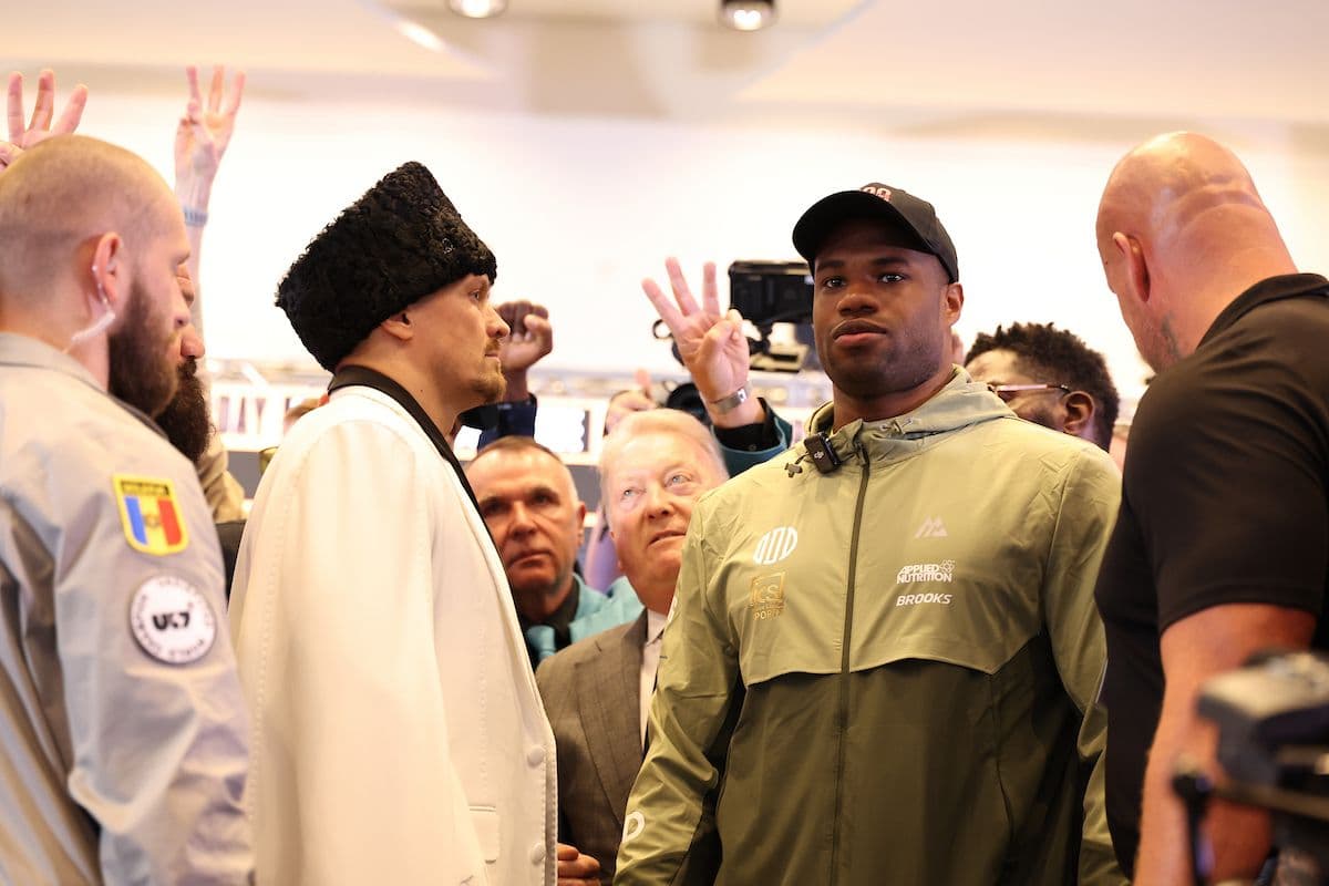 usyk-dubois (1).jpg