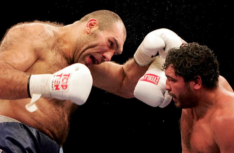 Derrière les lignes ennemies : John Ruiz