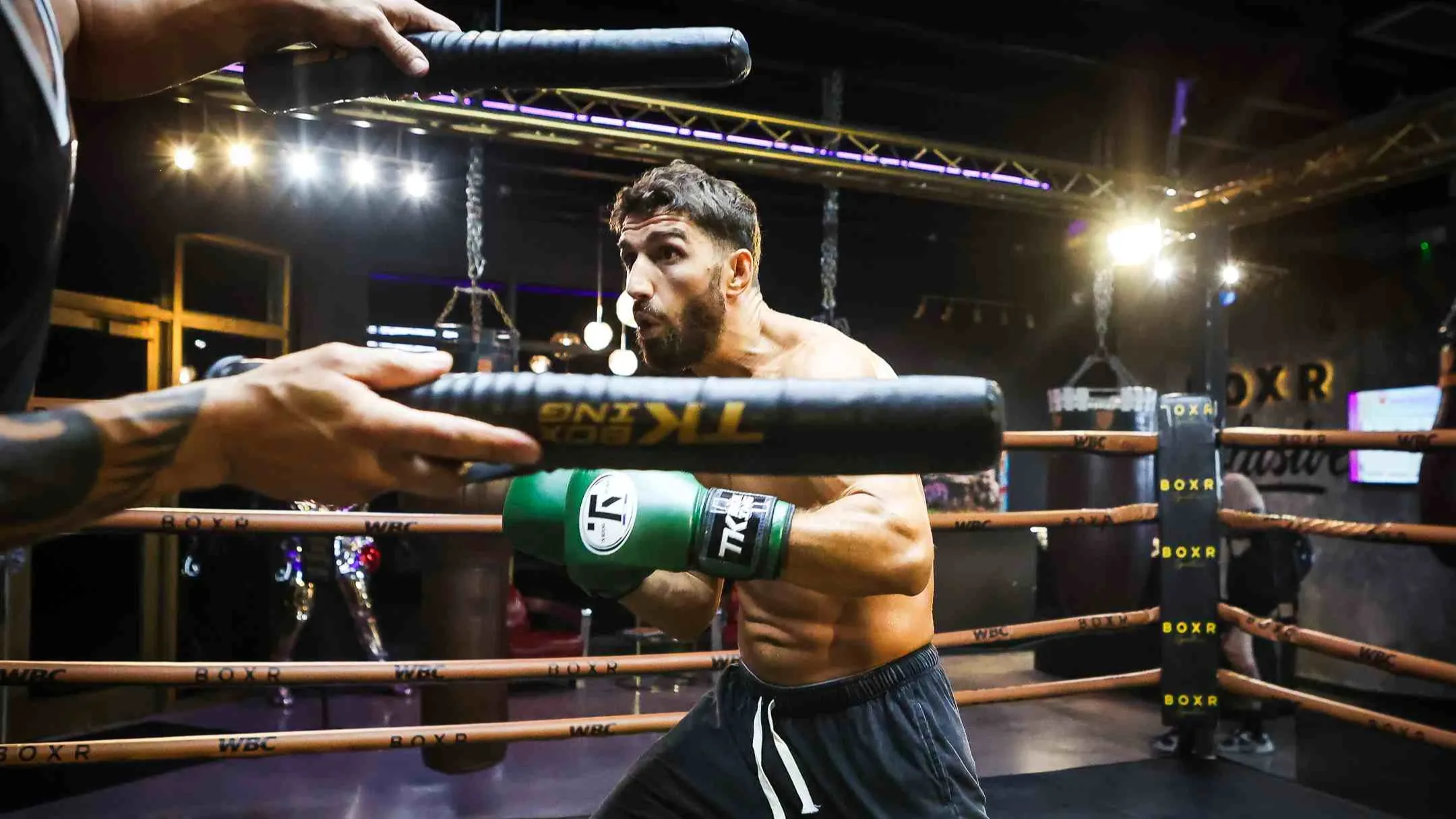 Huge Underdog Hadribeaj Promises ‘Real War’ With Fundora