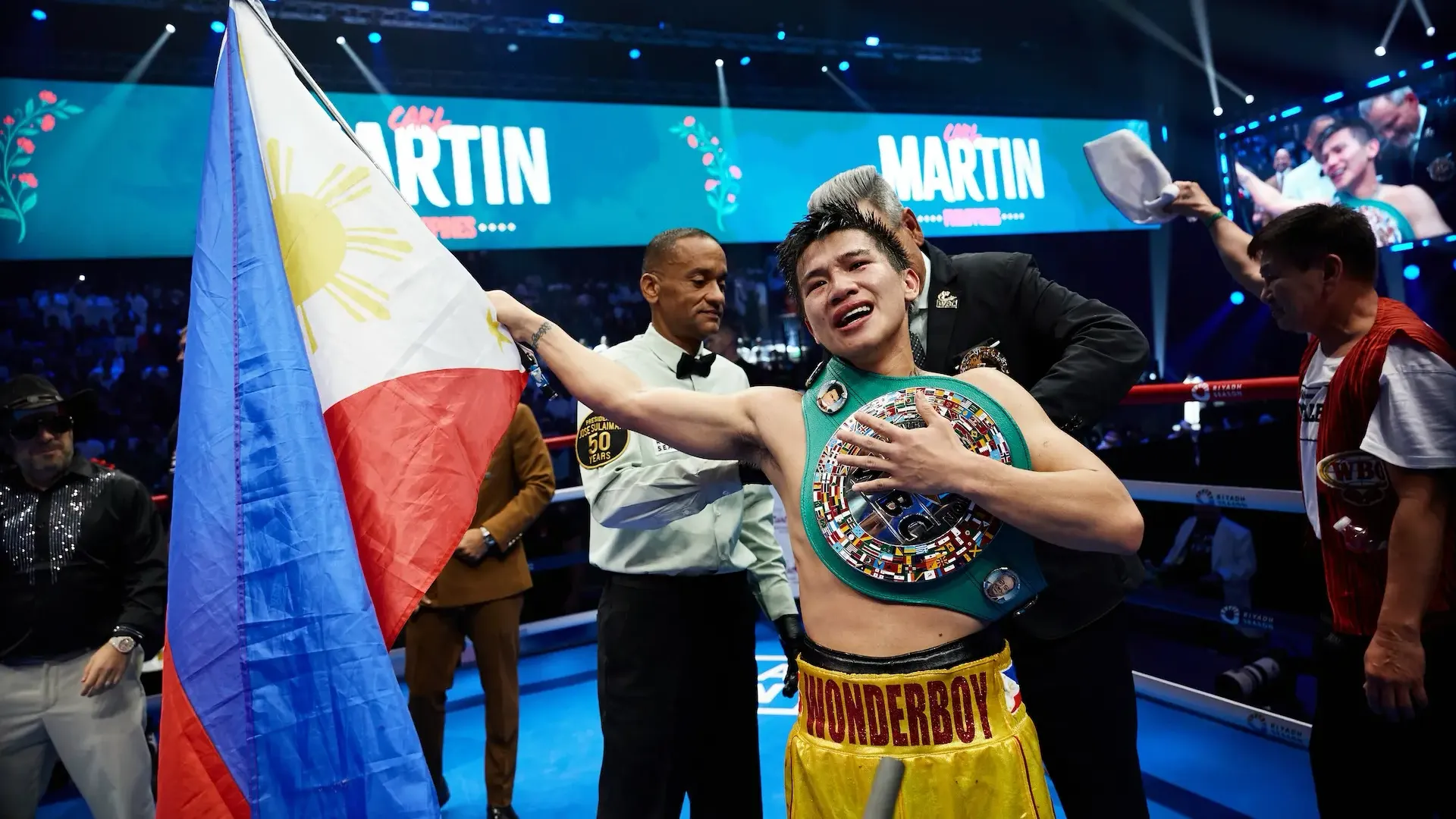 Martin upsets Picasso, Tsutsumi wins by KO again