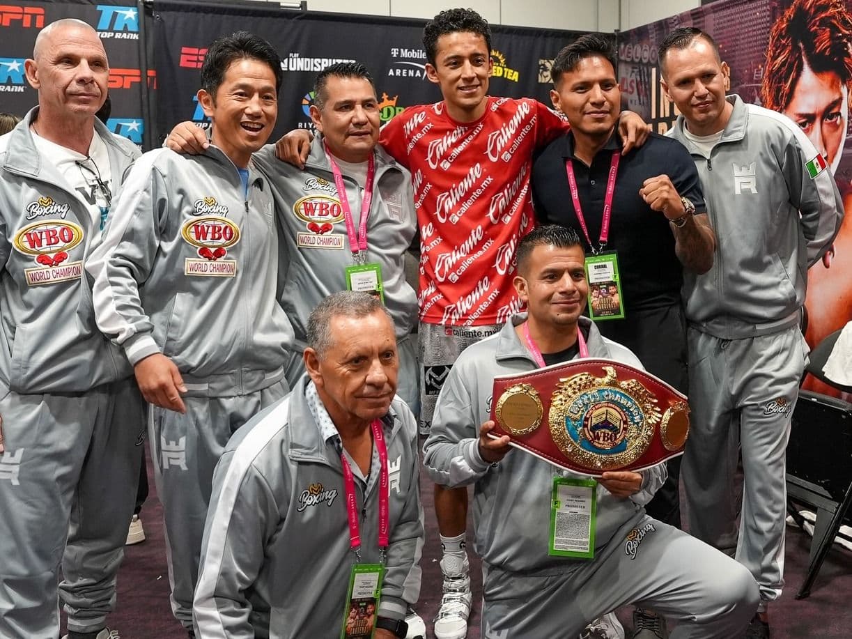 Luis Alberto Lopez Lobbies For World Title Shot vs. Rafael Espinoza In November