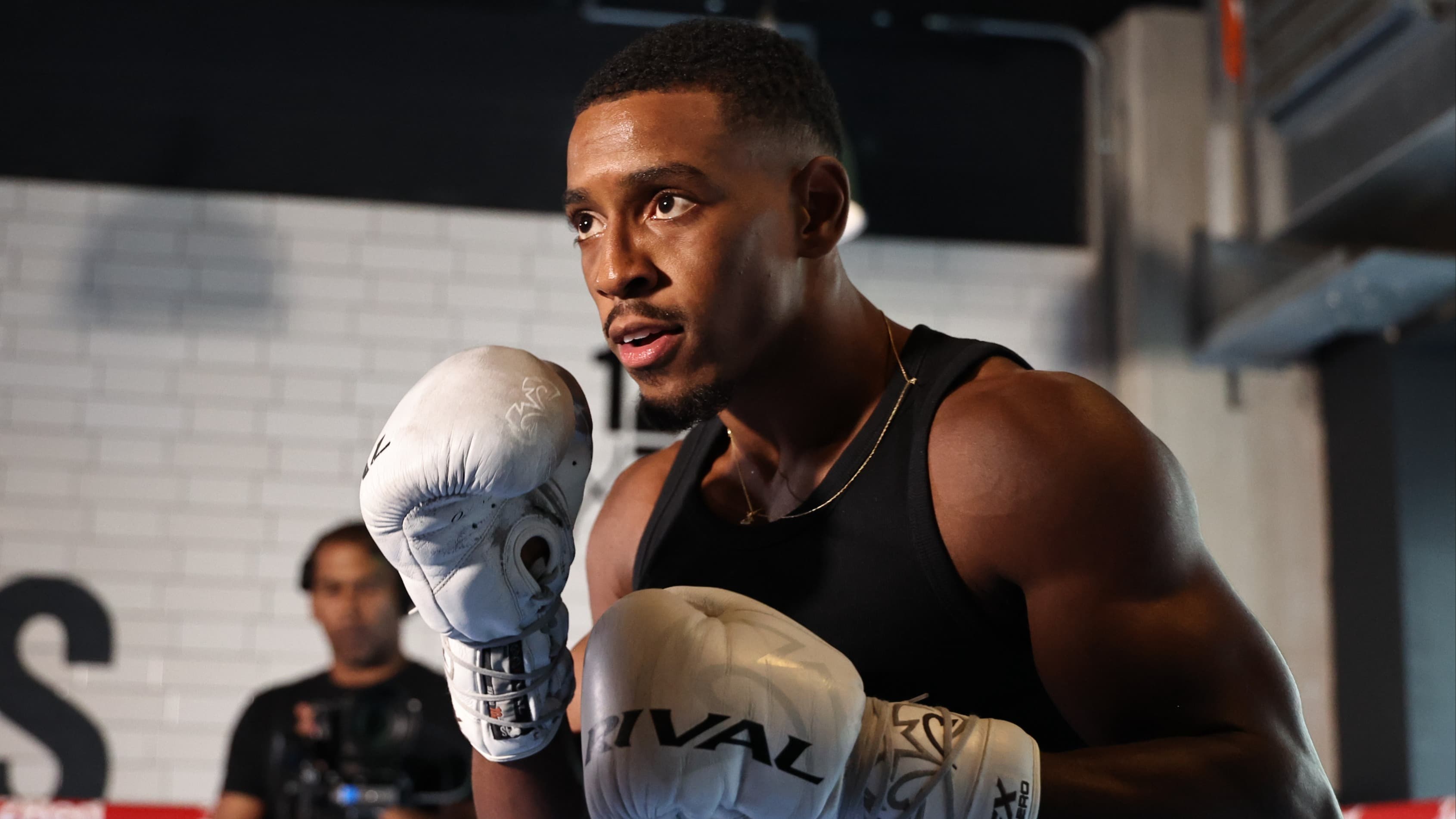 Ezra Taylor keen to prove top-level readiness vs. Willy Hutchinson