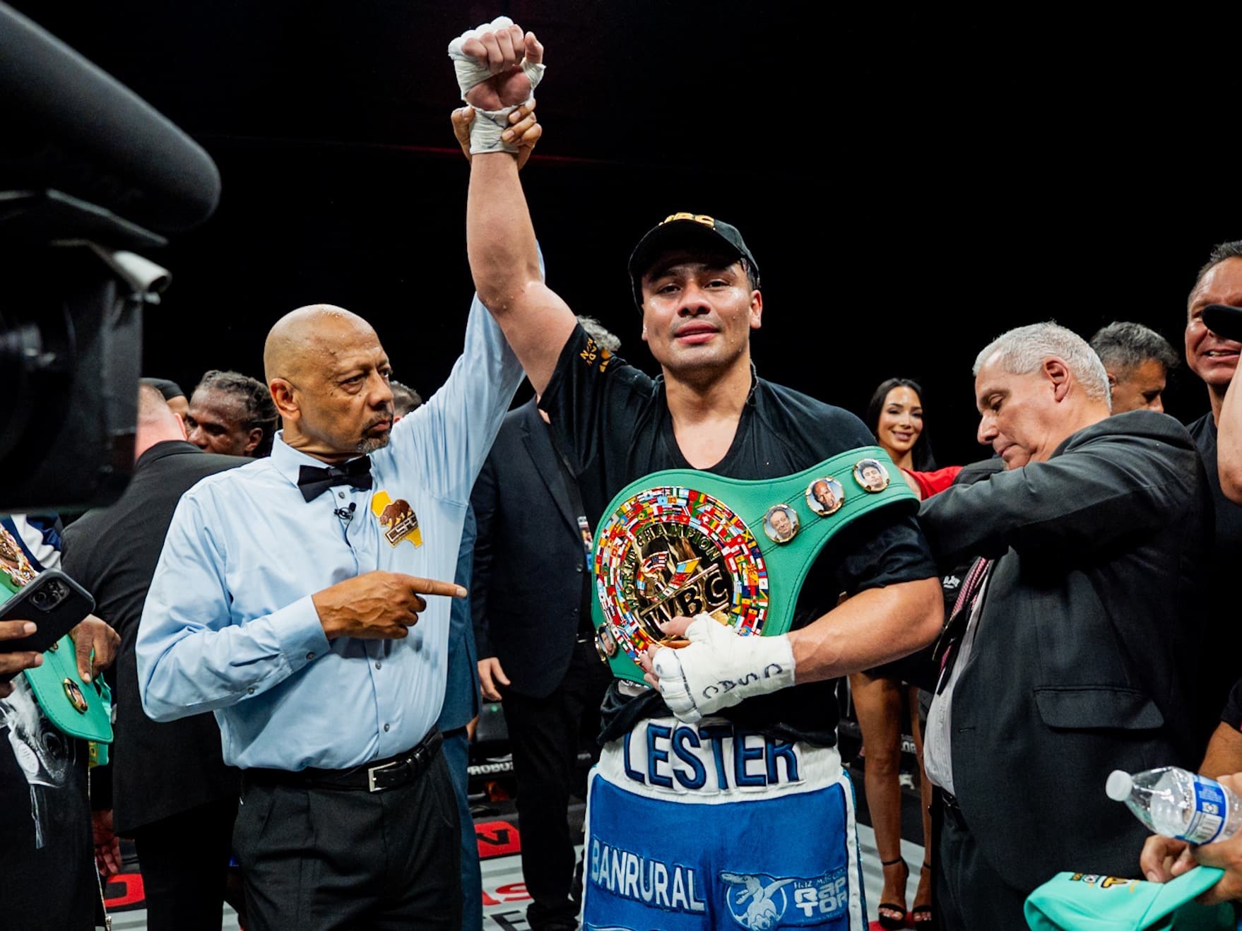 Martinez Outworks Aleem, Wins WBC Interim Super Middleweight Crown