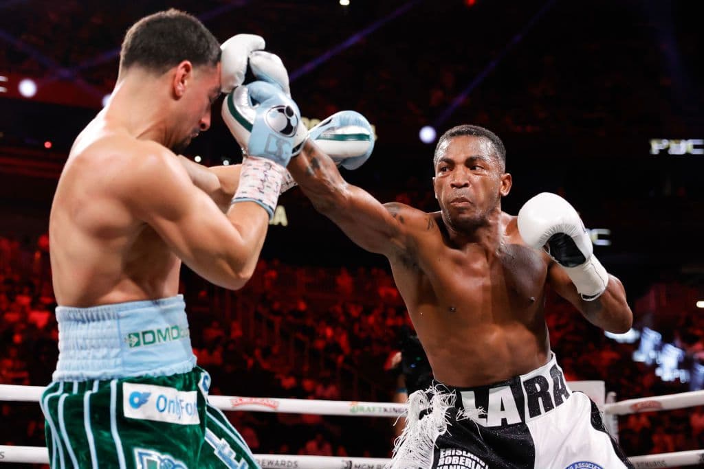 Janibek Alimkhanuly should be favored, but can't take Erislandy Lara lightly