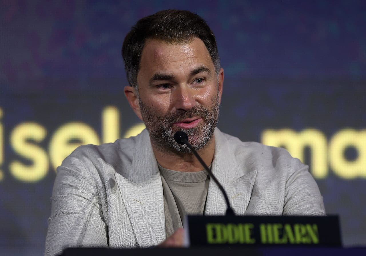 Hearn Fires Back At Dubois, Claims All-Women's Card Is A 'Gimmick'